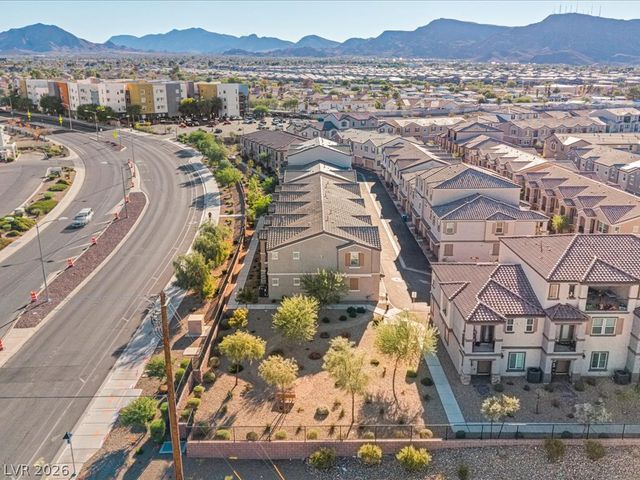 671 Foam Flower Lane, Henderson, NV 89015