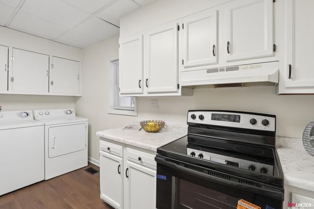 825 C Street, Lincoln, NE 68502