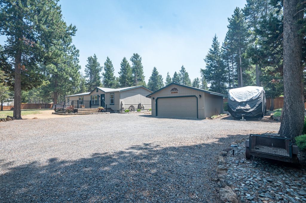 56304 Bufflehead Road, Bend, OR 97707