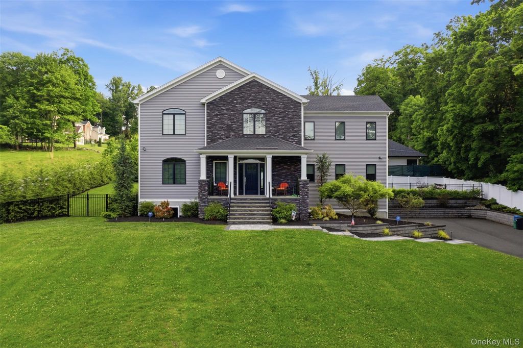 75 Campbell Avenue, Suffern, NY 10901 — exterior