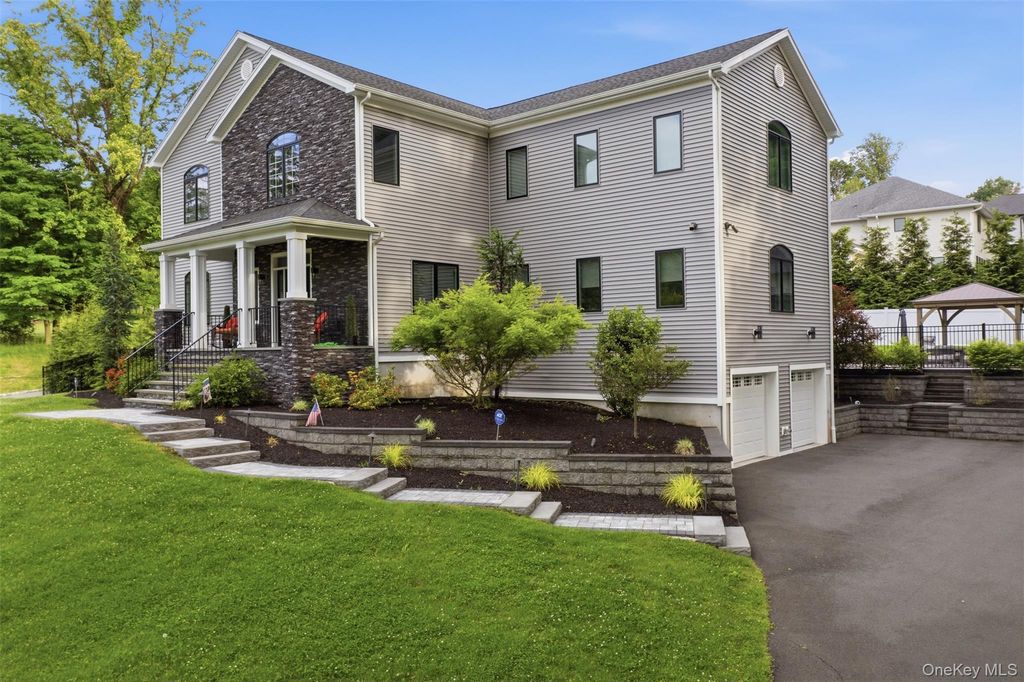 75 Campbell Avenue, Suffern, NY 10901 — photo 3