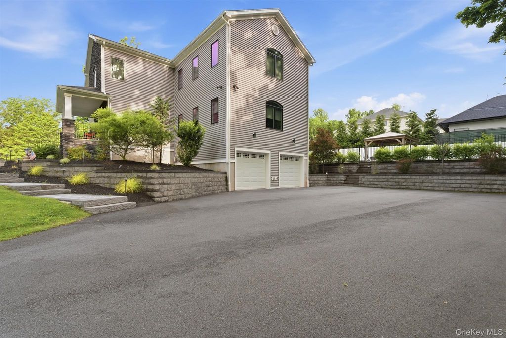 75 Campbell Avenue, Suffern, NY 10901 — photo 4
