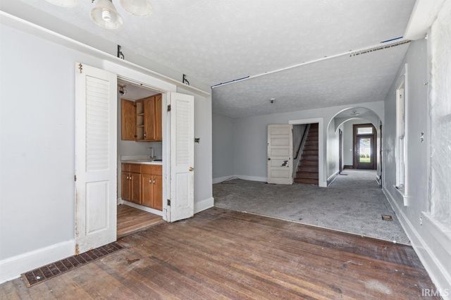 403 W North Street, Greenfield, IN 46140