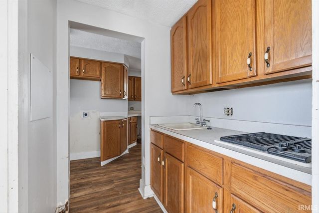 403 W North Street, Greenfield, IN 46140