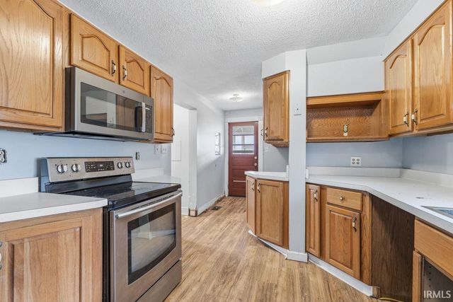 403 W North Street, Greenfield, IN 46140