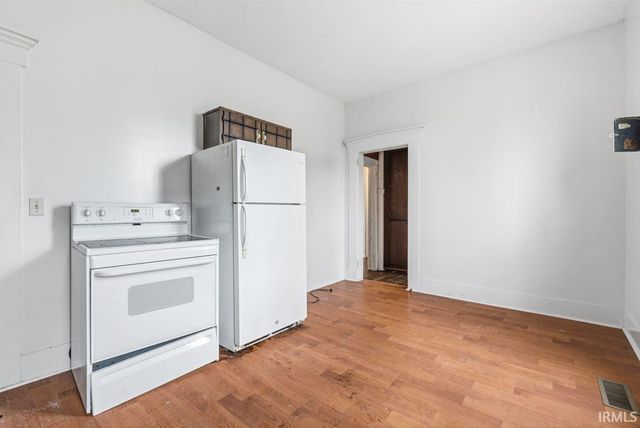 403 W North Street, Greenfield, IN 46140