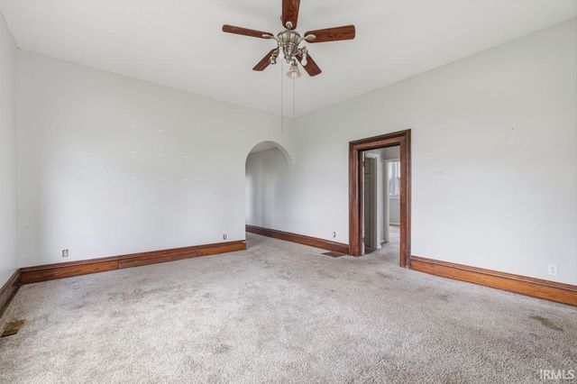 403 W North Street, Greenfield, IN 46140