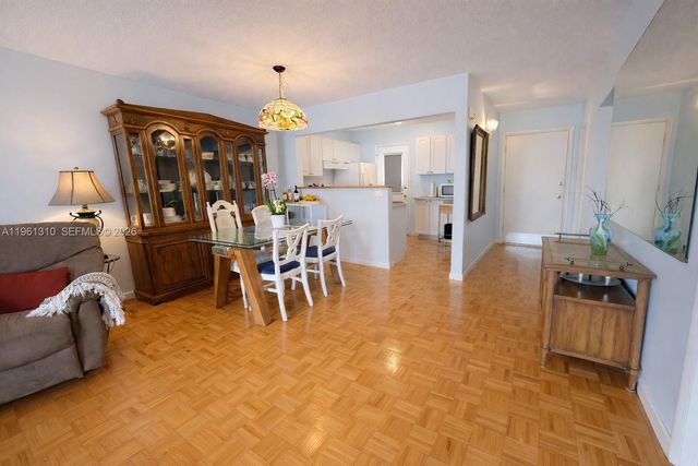 16750 NE 14th Ave 202, Miami, FL 33162