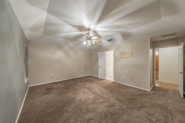 702 Jonathan Drive, Euless, TX 76040