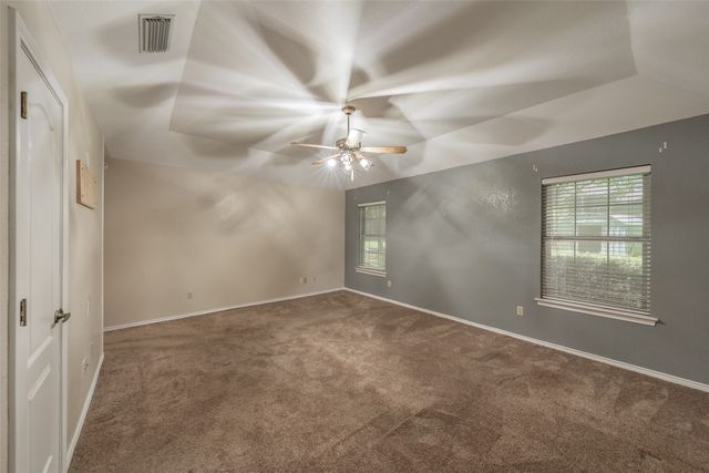 702 Jonathan Drive, Euless, TX 76040