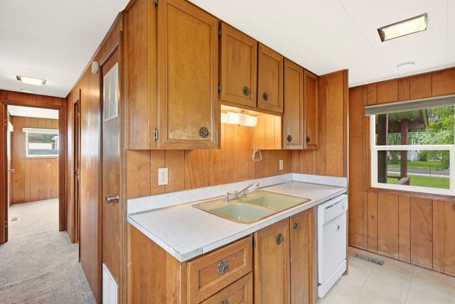 1415 S Bowdish Rd, Spokane Valley, WA 99206