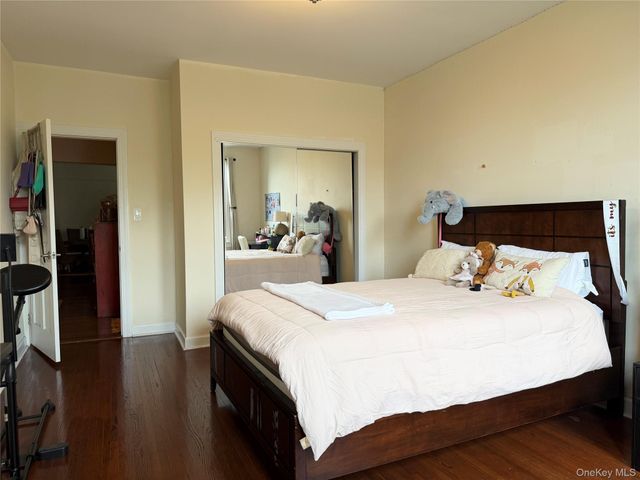 531 Lincoln Avenue E 5L, Mount Vernon, NY 10552