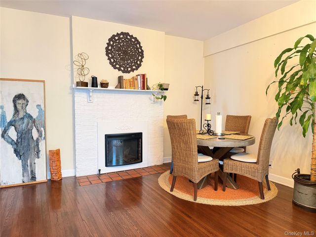 531 Lincoln Avenue E 5L, Mount Vernon, NY 10552