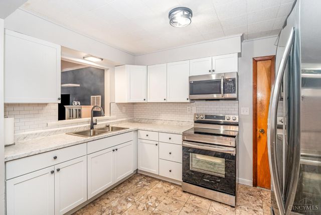 209 Arcadia Drive, Middletown, OH 45042