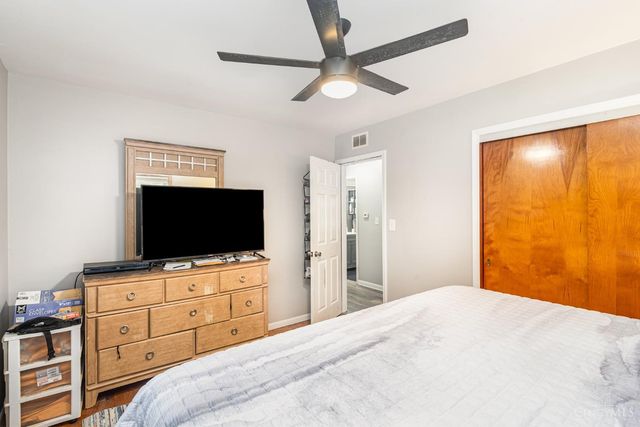 209 Arcadia Drive, Middletown, OH 45042