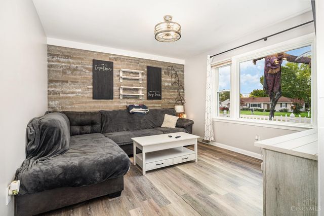 209 Arcadia Drive, Middletown, OH 45042