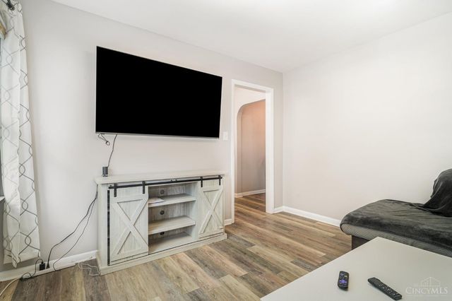 209 Arcadia Drive, Middletown, OH 45042