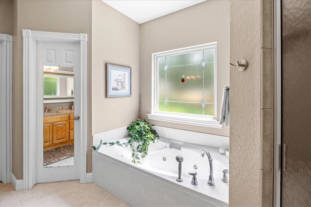 1520 N Woodland Drive, Rogers, AR 72756