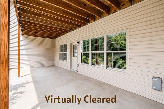 1520 N Woodland Drive, Rogers, AR 72756