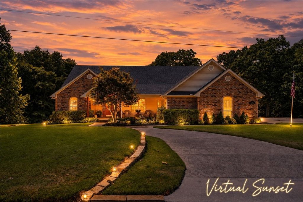 1520 N Woodland Drive, Rogers, AR 72756