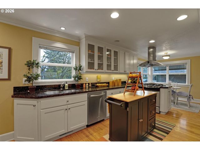 2905 Ne 46TH Ave, Portland, OR 97213