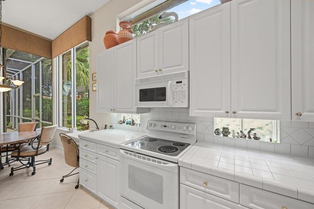 4674 HAZLETON Lane, Lake Worth, FL 33449