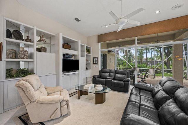 4674 HAZLETON Lane, Lake Worth, FL 33449