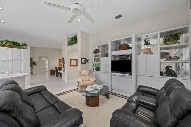 4674 HAZLETON Lane, Lake Worth, FL 33449