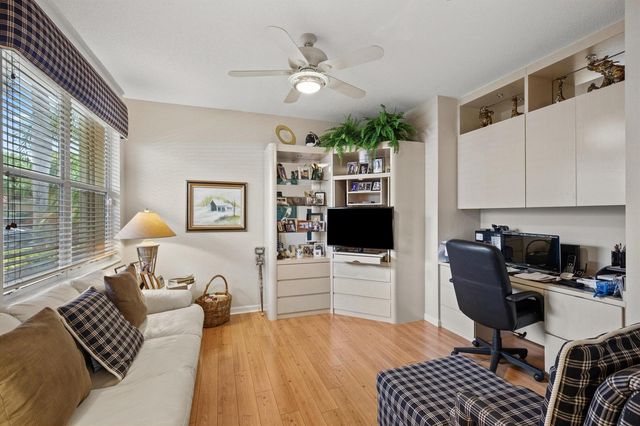 4674 HAZLETON Lane, Lake Worth, FL 33449