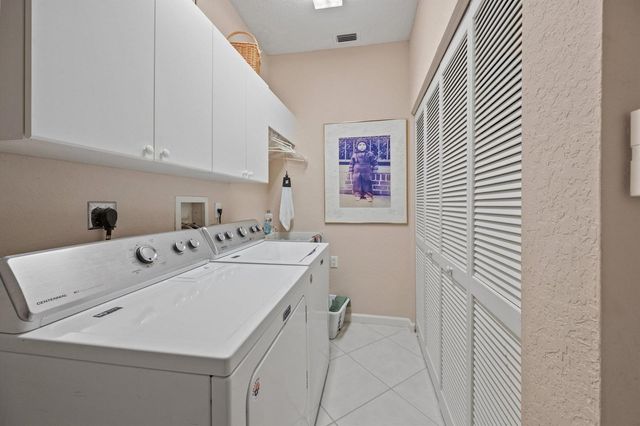 4674 HAZLETON Lane, Lake Worth, FL 33449