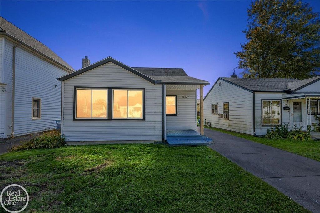13824 Hobart Avenue, Warren, MI 48089