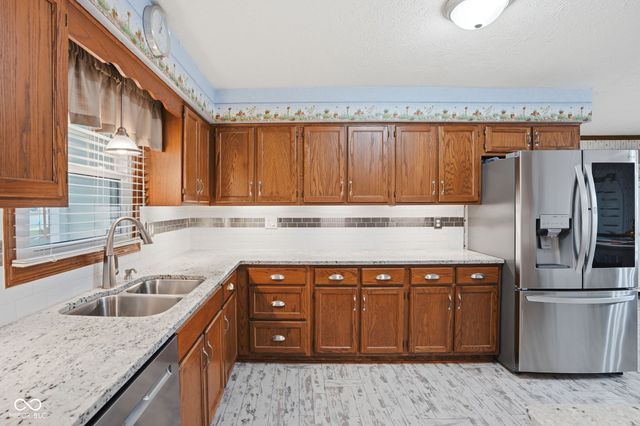 8036 Bittern Lane, Indianapolis, IN 46256