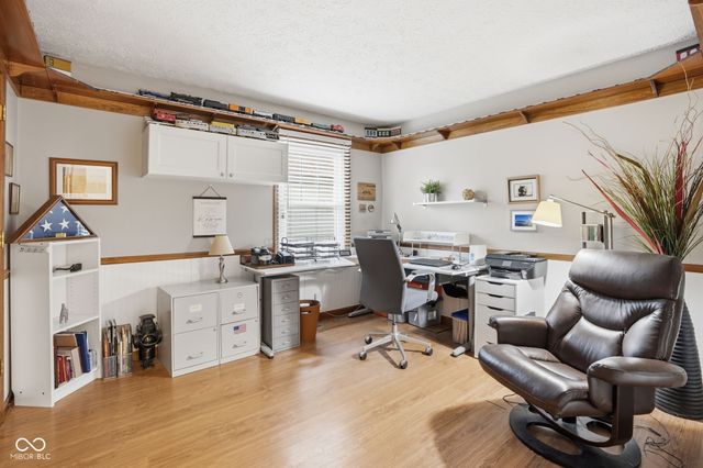 8036 Bittern Lane, Indianapolis, IN 46256