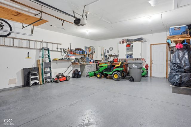 8036 Bittern Lane, Indianapolis, IN 46256