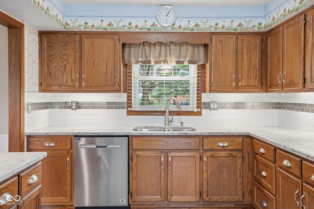 8036 Bittern Lane, Indianapolis, IN 46256