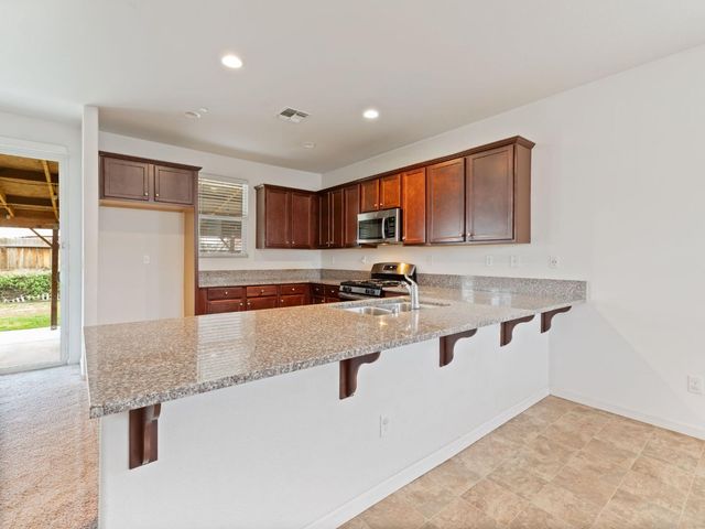 101 Rancho Mirage Road, Madera, CA 93638