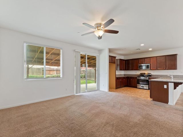 101 Rancho Mirage Road, Madera, CA 93638