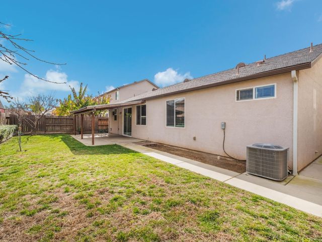 101 Rancho Mirage Road, Madera, CA 93638