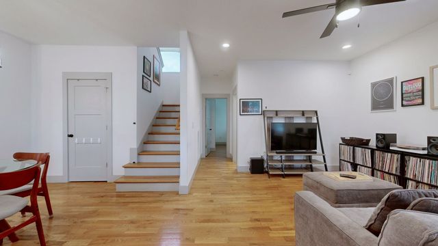 2726 Mailan Dr, Nashville, TN 37206