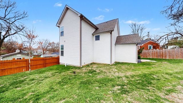 2726 Mailan Dr, Nashville, TN 37206