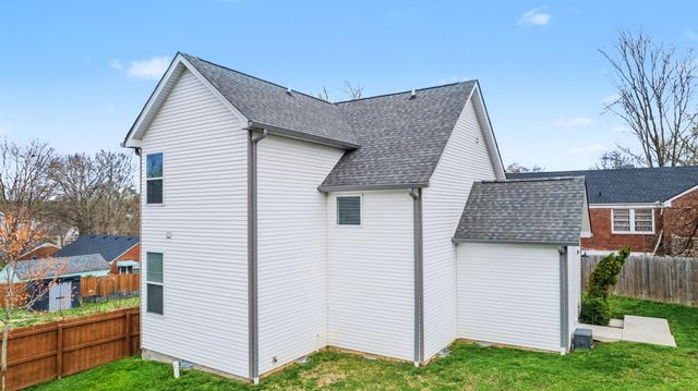 2726 Mailan Dr, Nashville, TN 37206