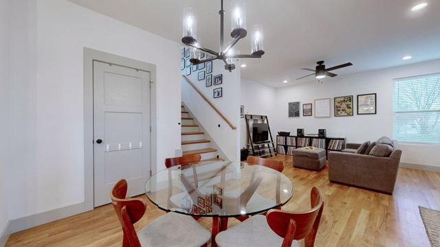 2726 Mailan Dr, Nashville, TN 37206