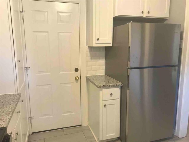 943 W 43rd Street, Houston, TX 77018