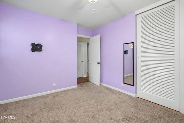 553 Bays View Road, Kingsport, TN 37660