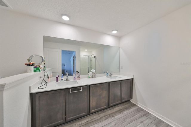 5311 NEW FRIENDSHIP PLACE, Tampa, FL 33619