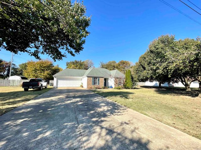 208 James Paul Lane, Trumann, AR 72472