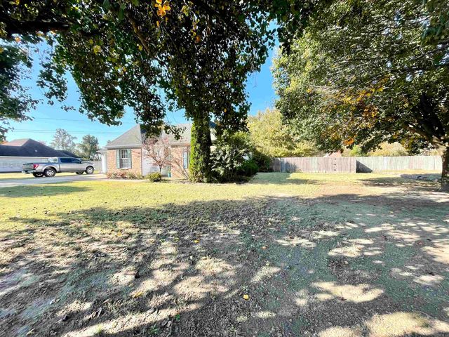 208 James Paul Lane, Trumann, AR 72472