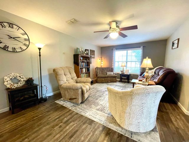 208 James Paul Lane, Trumann, AR 72472