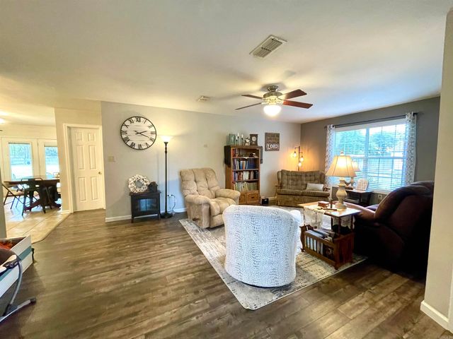 208 James Paul Lane, Trumann, AR 72472