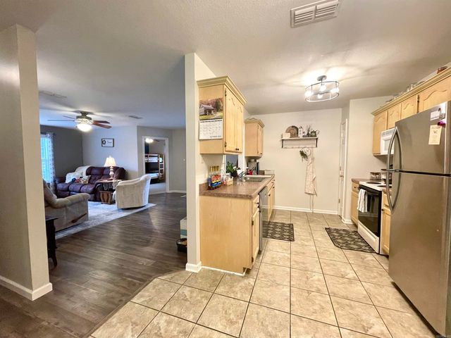 208 James Paul Lane, Trumann, AR 72472